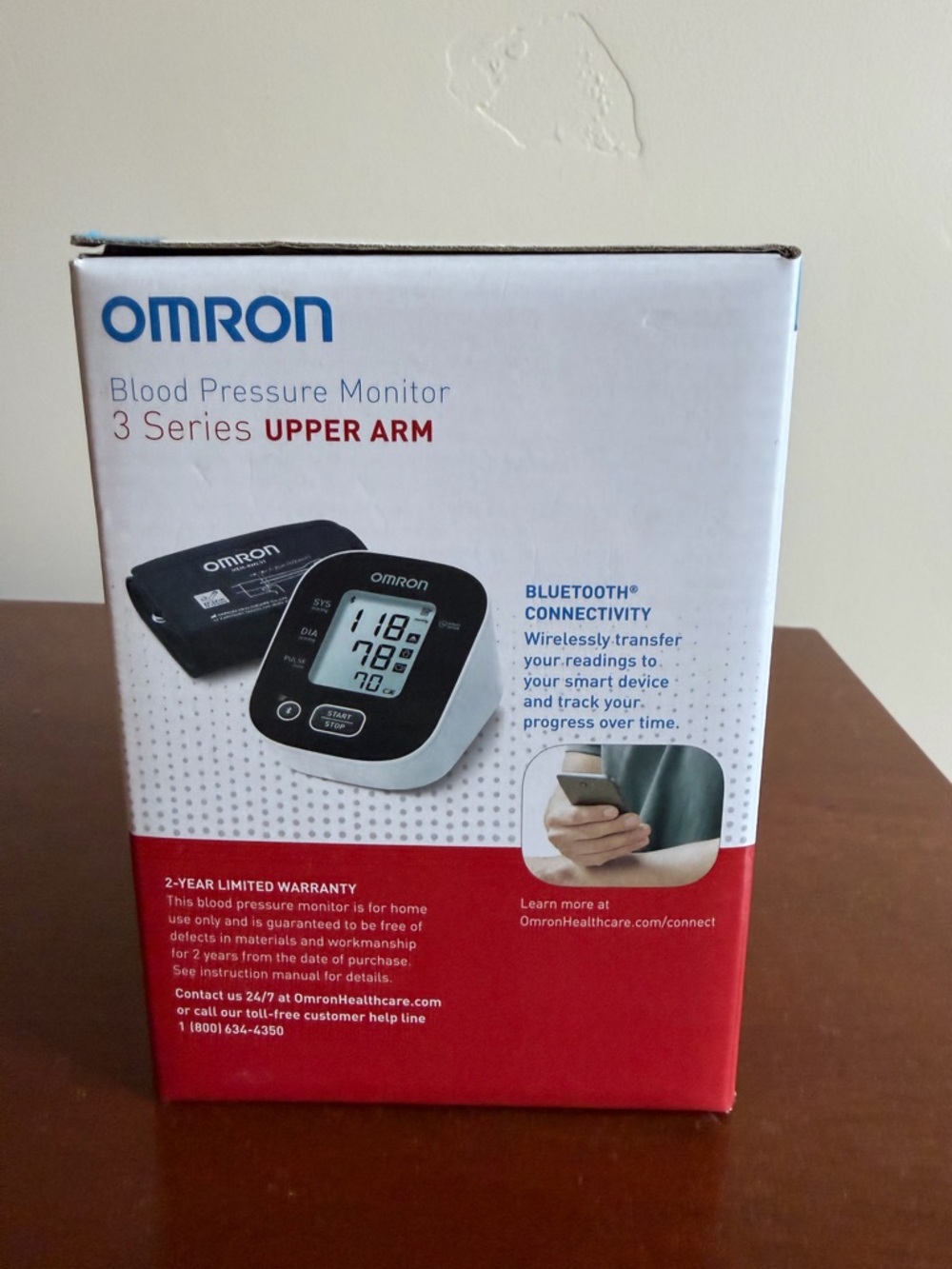 Omron 3 Series Upper Arm Blood Pressure Monitor - White/Black - Picture 5 of 6